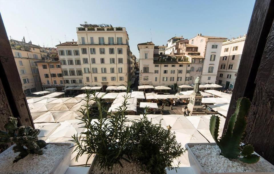 דירות רומא Campo Dei Fiori Deluxe With View מראה חיצוני תמונה