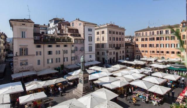 דירות רומא Campo Dei Fiori Deluxe With View מראה חיצוני תמונה